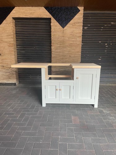 Belfast sink unit with solid - unit,